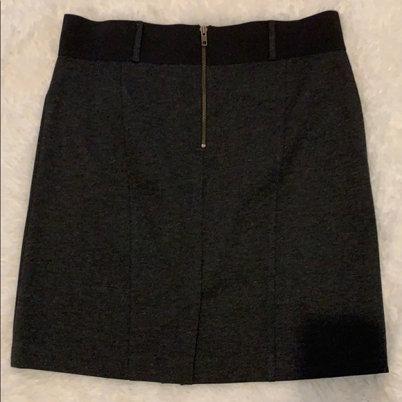 Skirt - Picture 2 of 4